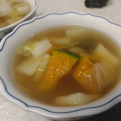 白菜と南瓜の中華スープ